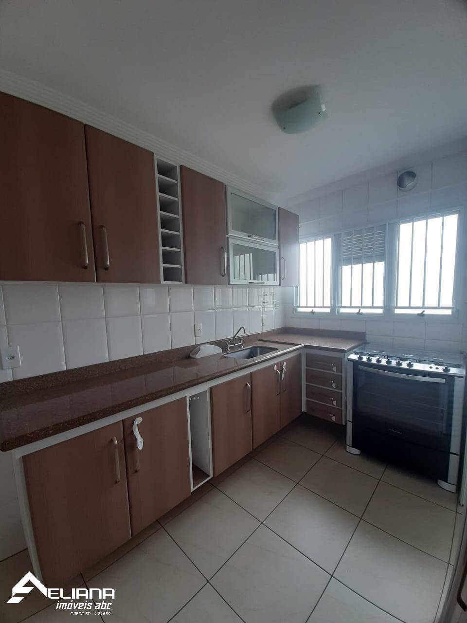 Apartamento à venda com 3 quartos, 120m² - Foto 12