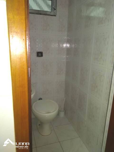 Sobrado à venda com 3 quartos, 220m² - Foto 9