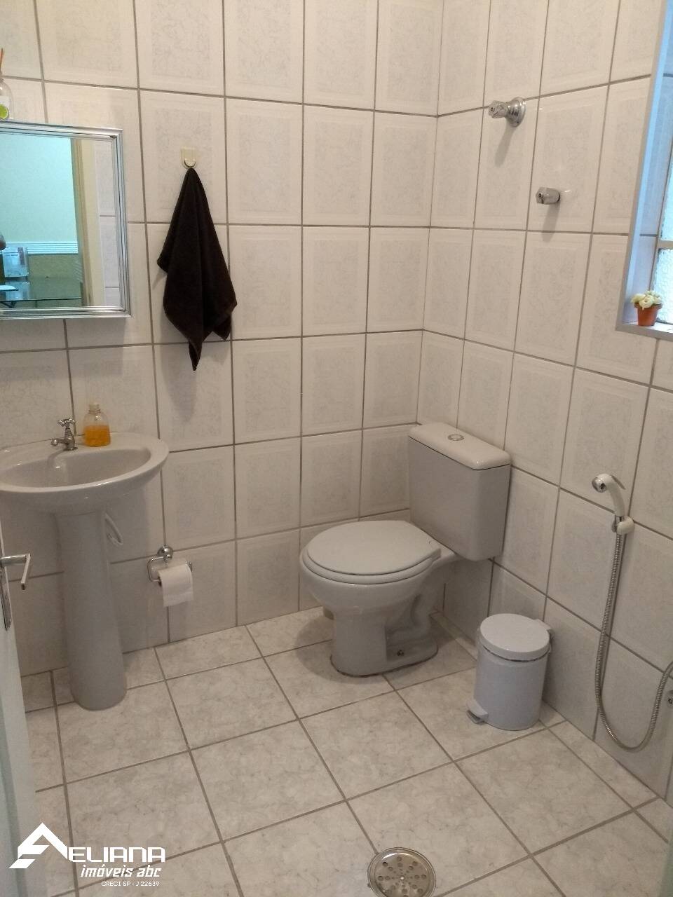 Apartamento à venda com 2 quartos, 70m² - Foto 9