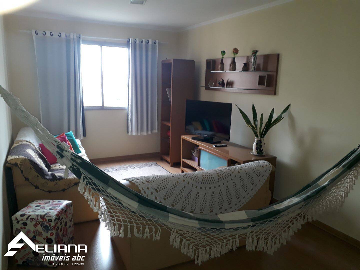 Apartamento à venda com 3 quartos, 84m² - Foto 1