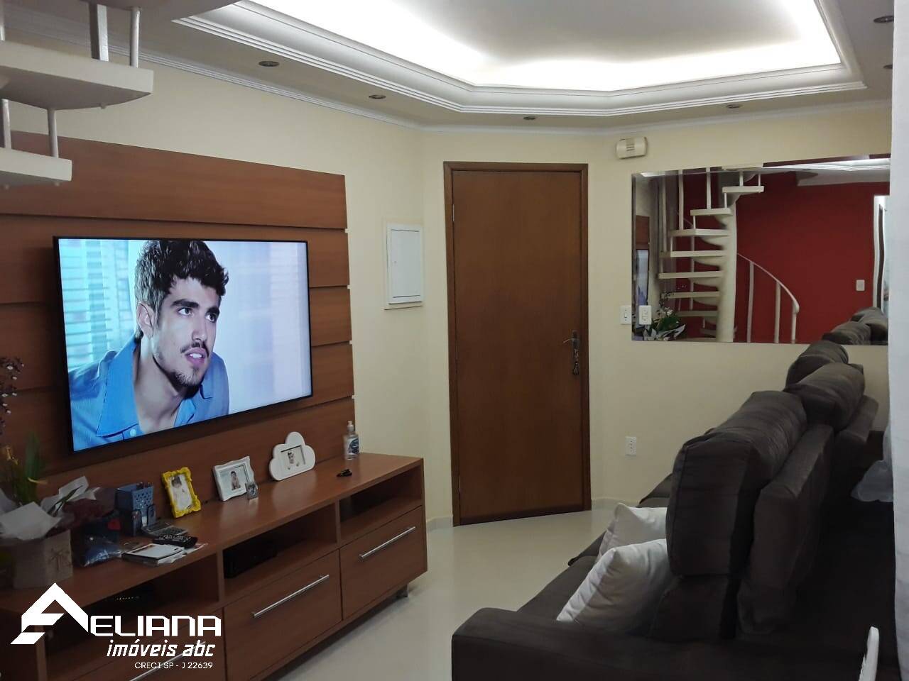 Cobertura à venda com 2 quartos, 82m² - Foto 3