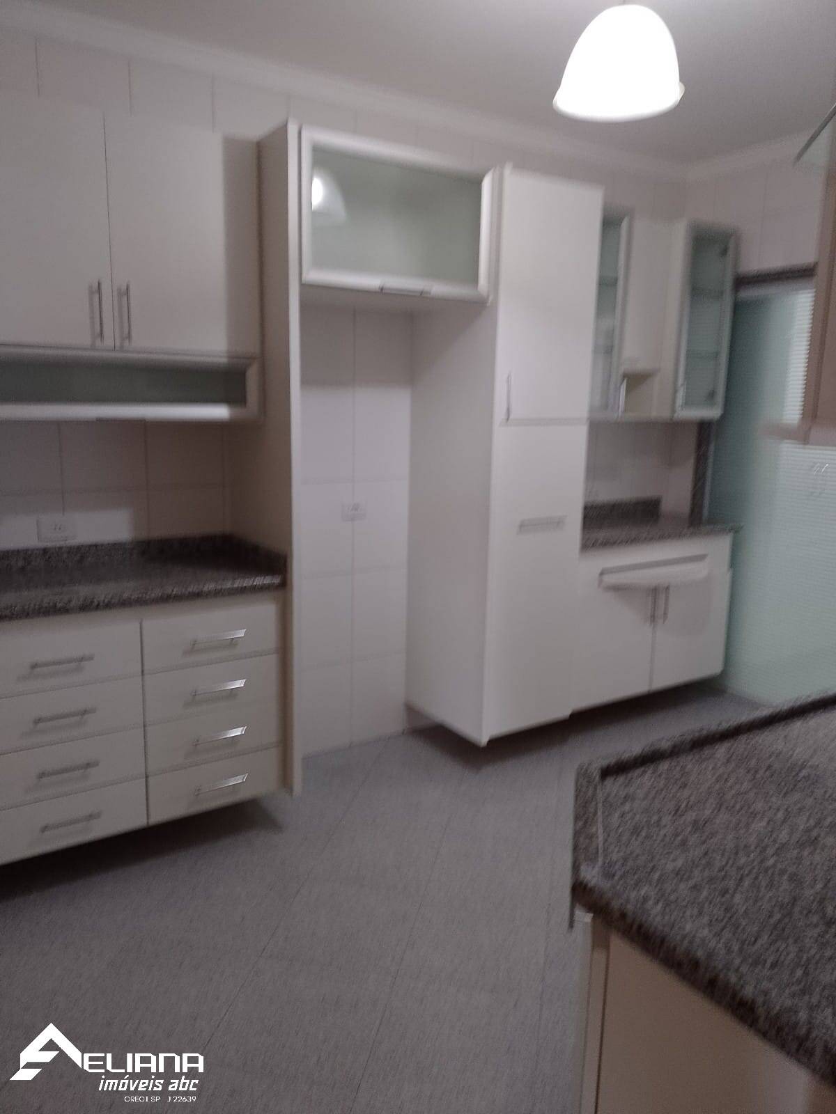 Apartamento à venda com 3 quartos, 137m² - Foto 31