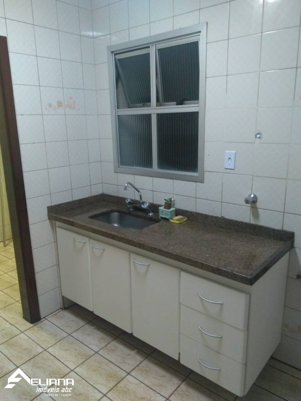 Apartamento à venda com 3 quartos, 76m² - Foto 8