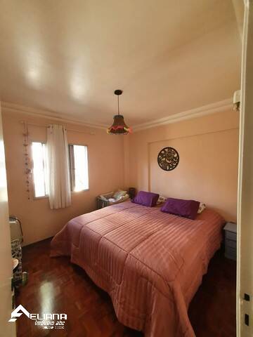 Apartamento à venda com 3 quartos, 75m² - Foto 2