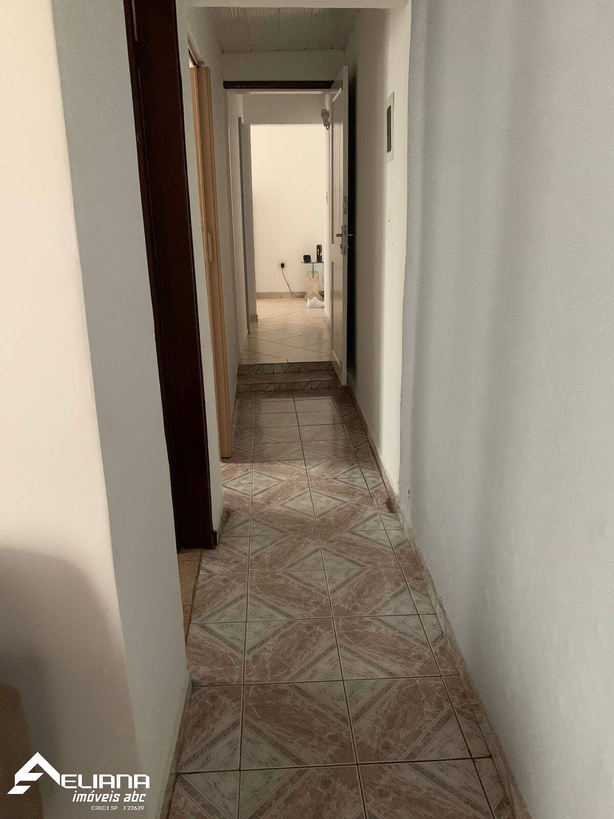 Casa à venda com 3 quartos, 100m² - Foto 9