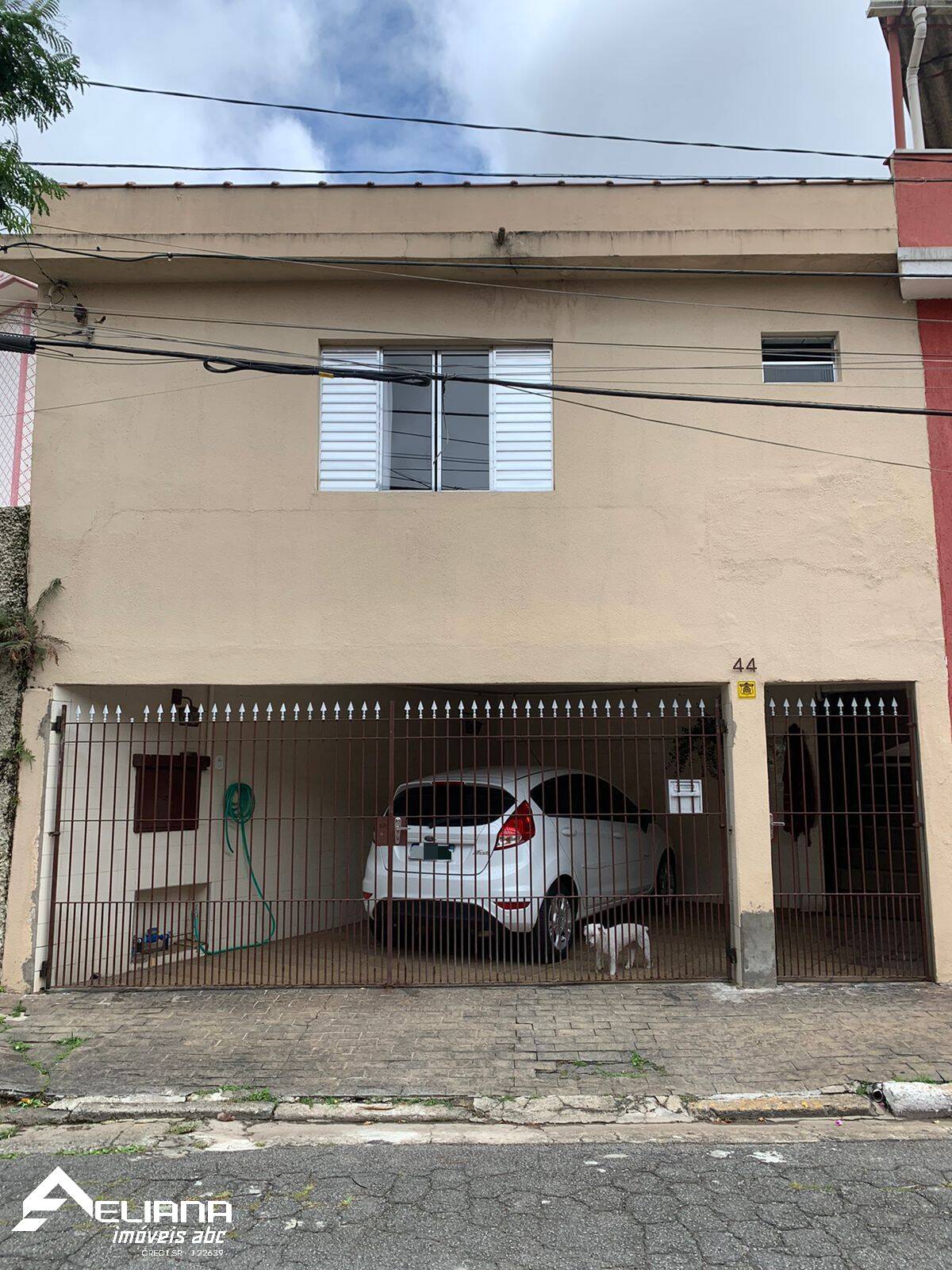 Casa à venda com 3 quartos, 100m² - Foto 1