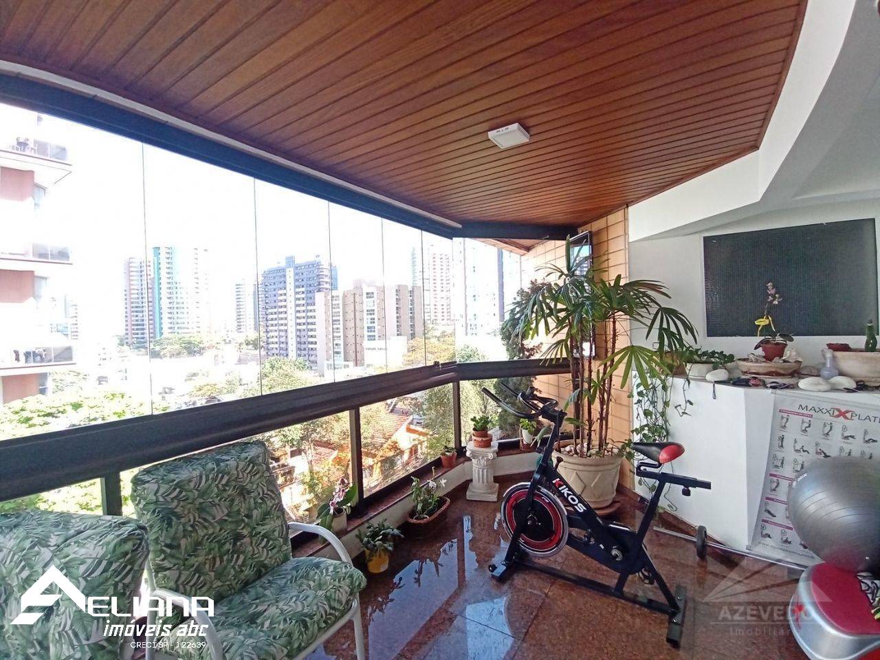 Apartamento à venda com 4 quartos, 272m² - Foto 9