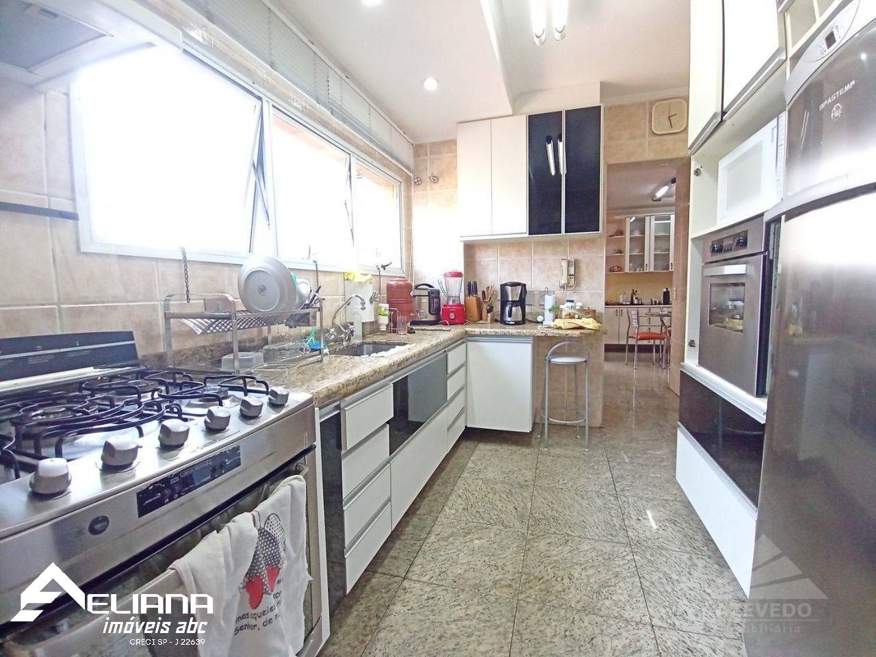 Apartamento à venda com 4 quartos, 272m² - Foto 22