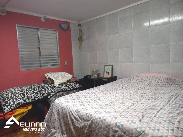 Sobrado à venda com 5 quartos, 200m² - Foto 3