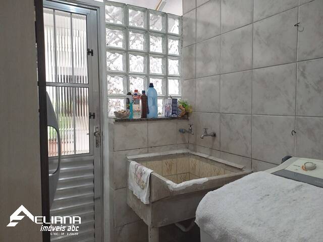 Sobrado à venda com 5 quartos, 200m² - Foto 18