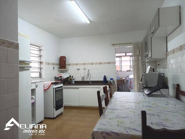 Sobrado à venda com 5 quartos, 200m² - Foto 22