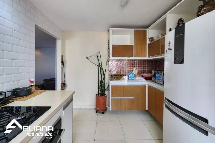 Apartamento à venda com 3 quartos, 98m² - Foto 10