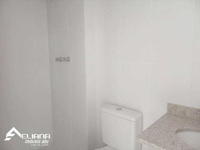 Apartamento à venda com 2 quartos, 67m² - Foto 10