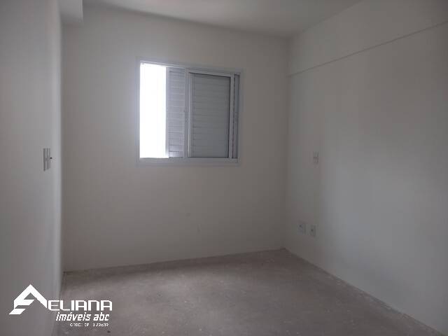 Apartamento à venda com 2 quartos, 67m² - Foto 12