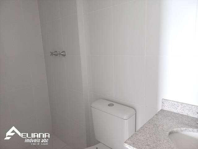 Apartamento à venda com 2 quartos, 67m² - Foto 13