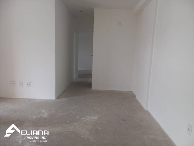 Apartamento à venda com 2 quartos, 67m² - Foto 6