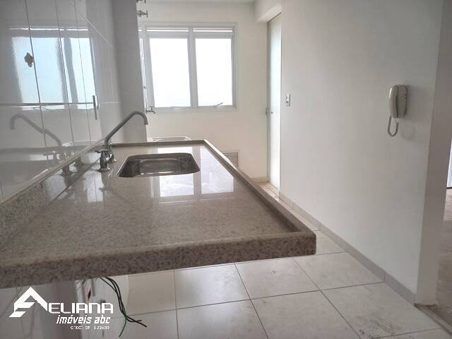 Apartamento à venda com 2 quartos, 67m² - Foto 7