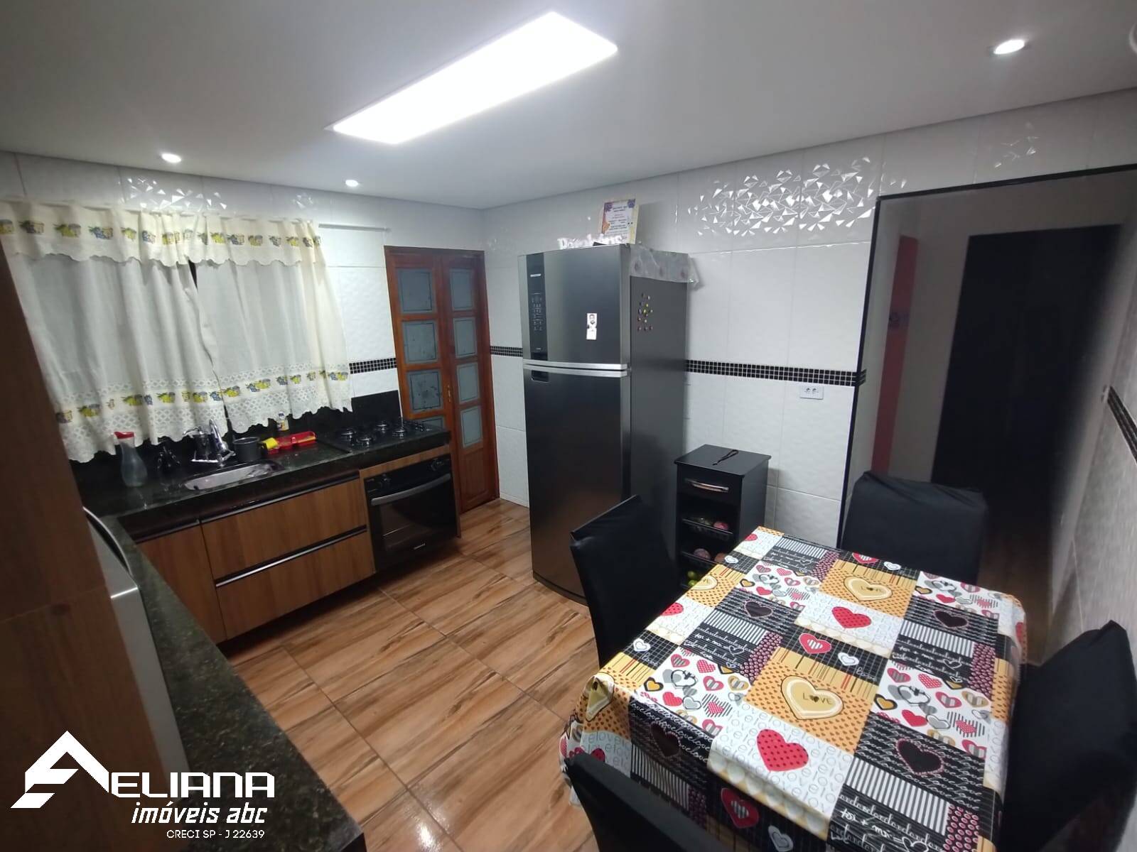 Apartamento à venda com 2 quartos, 57m² - Foto 4