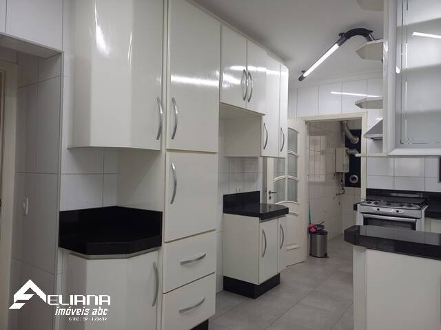 Apartamento à venda com 3 quartos, 160m² - Foto 3