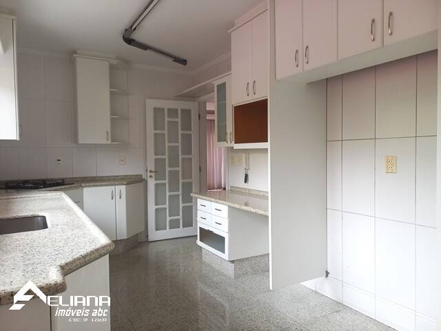 Sobrado à venda com 5 quartos, 382m² - Foto 12