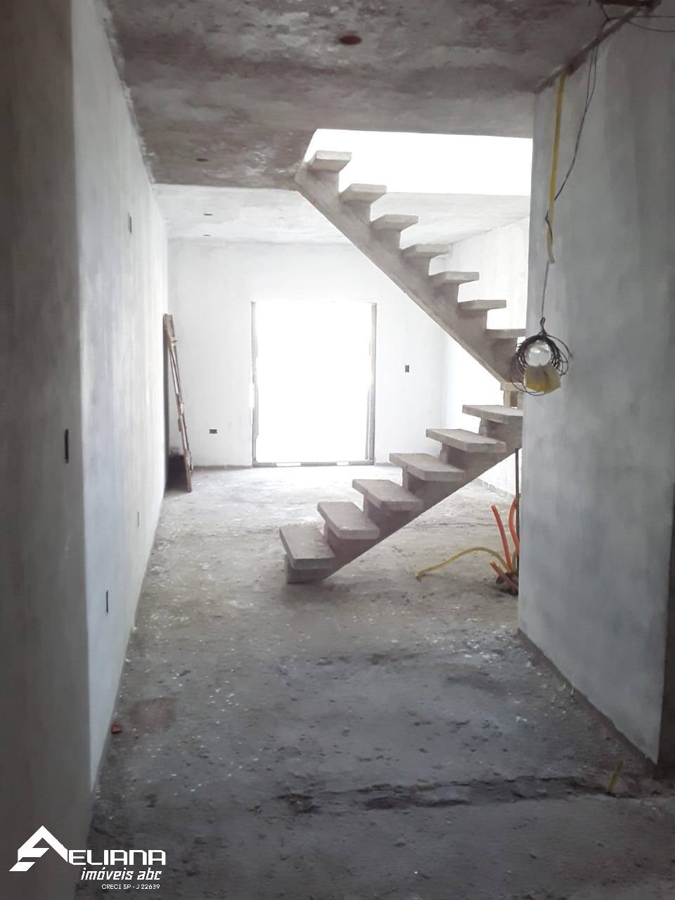 Sobrado à venda com 1 quarto, 96m² - Foto 4