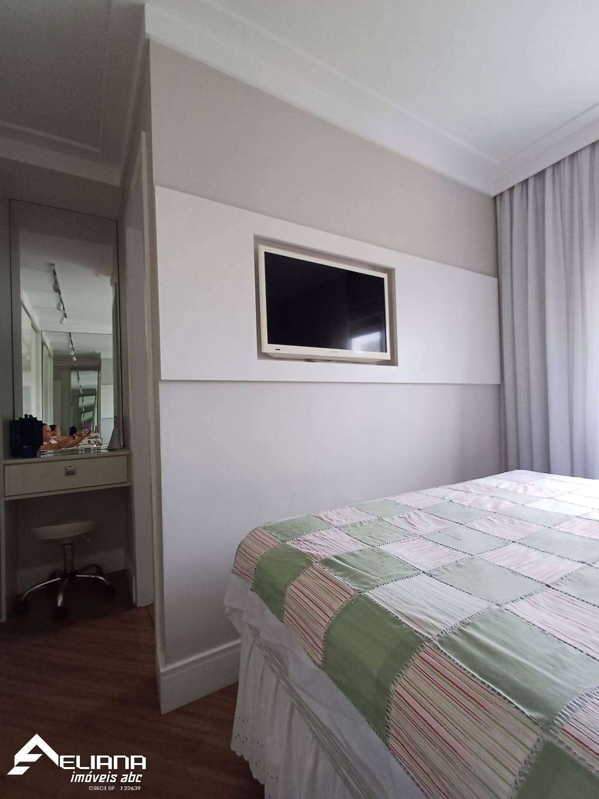 Apartamento à venda com 2 quartos, 79m² - Foto 19