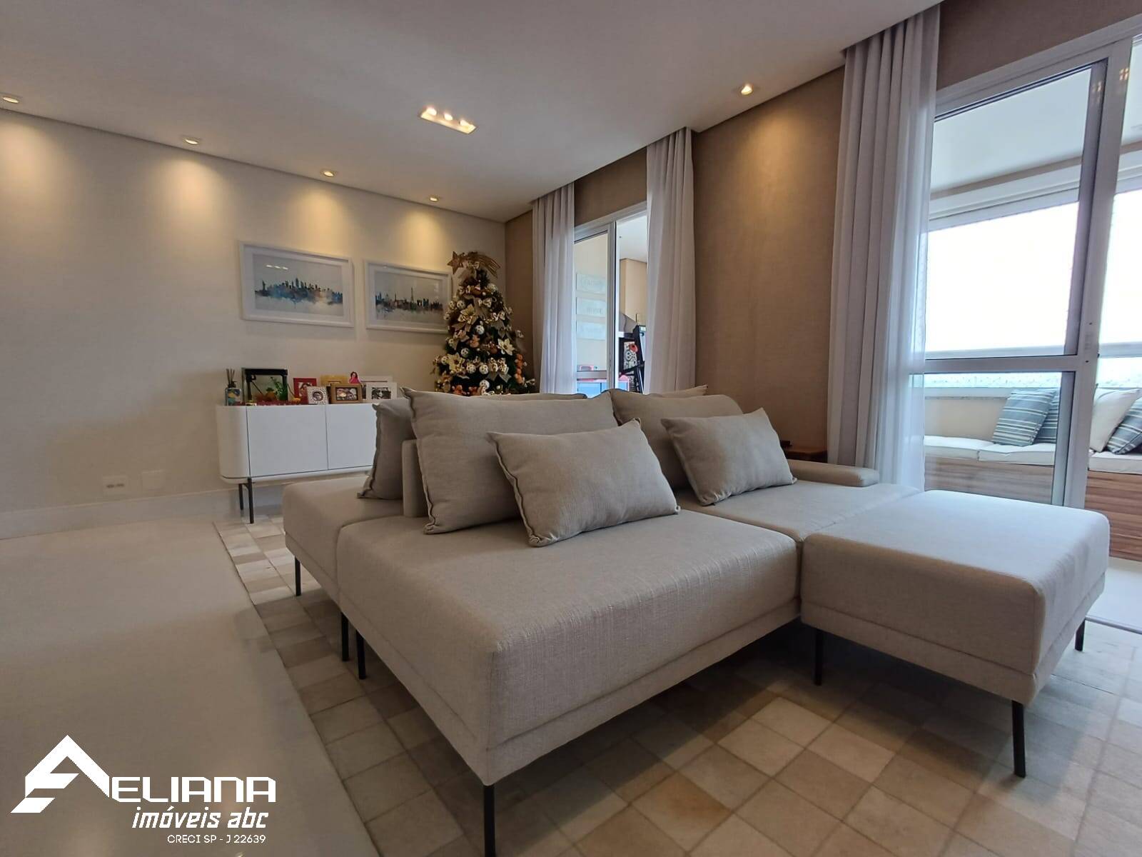 Apartamento à venda com 2 quartos, 79m² - Foto 10