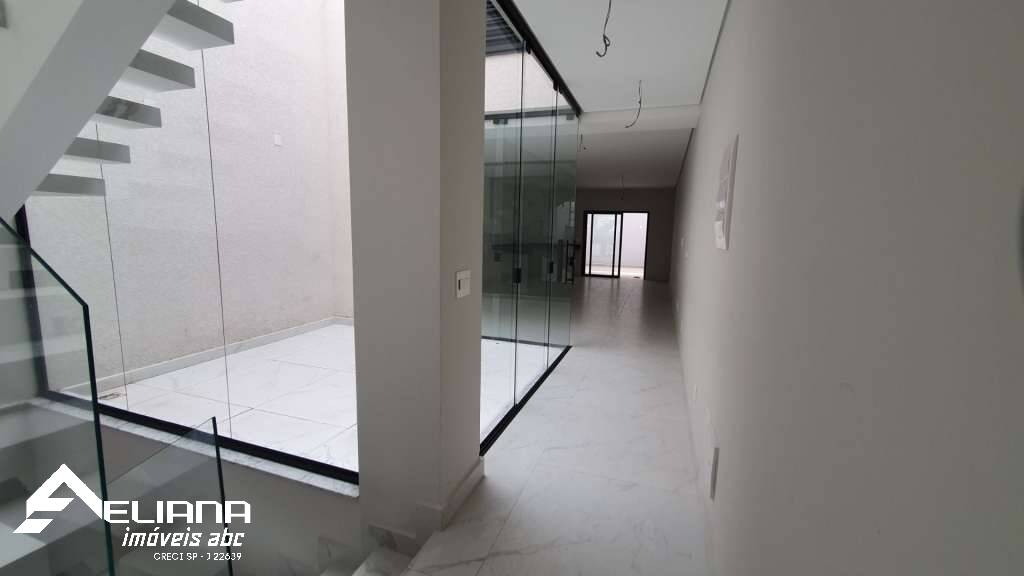 Sobrado à venda com 3 quartos, 220m² - Foto 3