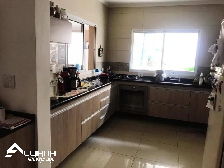 Sobrado à venda com 3 quartos, 400m² - Foto 12