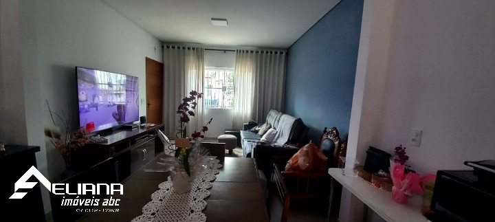 Casa à venda com 2 quartos, 160m² - Foto 3