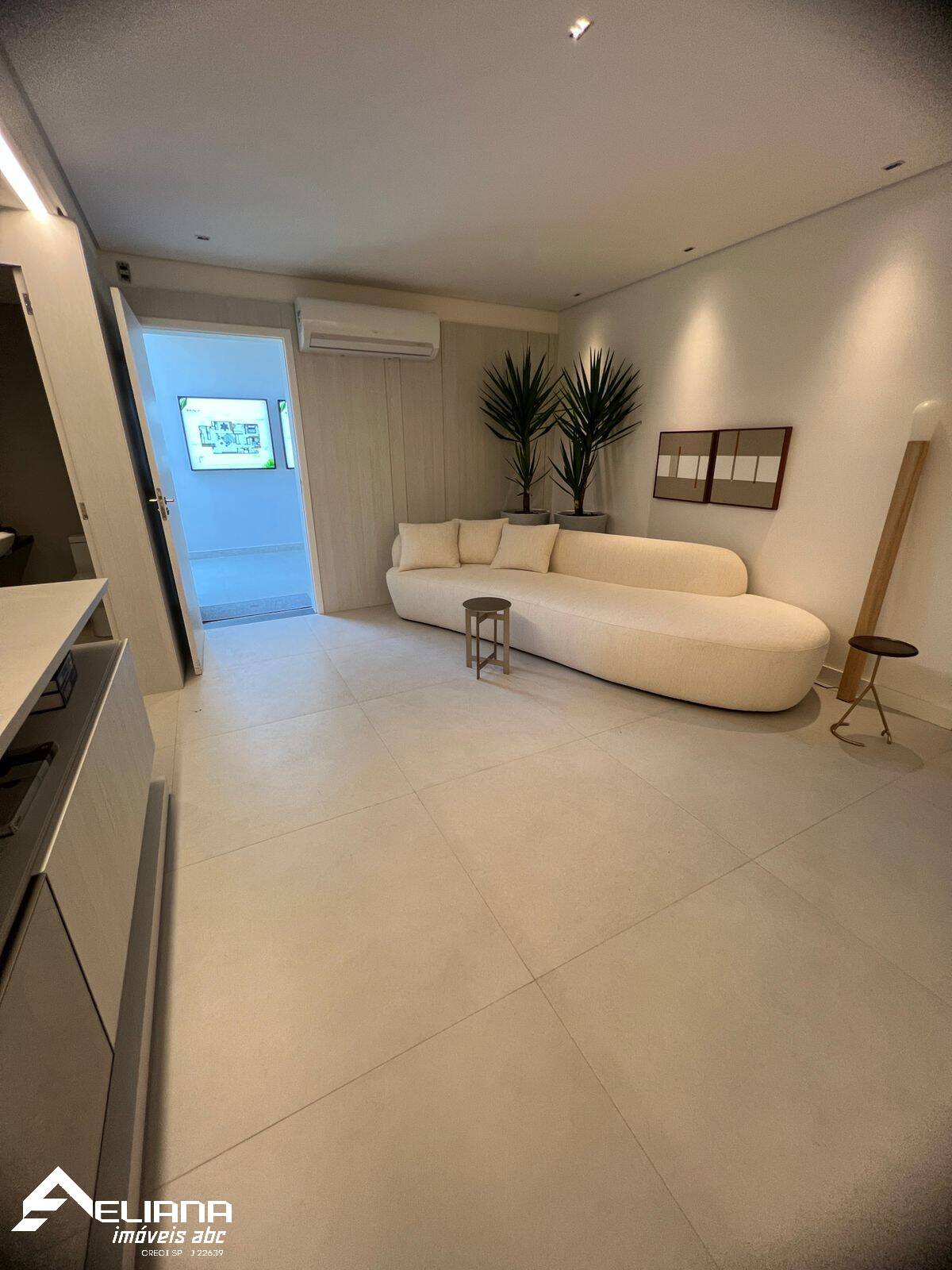 Apartamento à venda com 3 quartos, 109m² - Foto 6