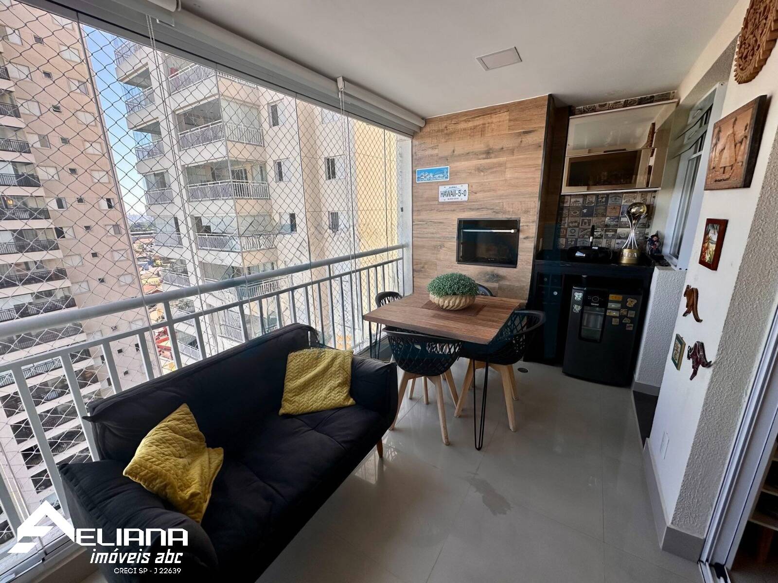 Apartamento à venda com 2 quartos, 66m² - Foto 3