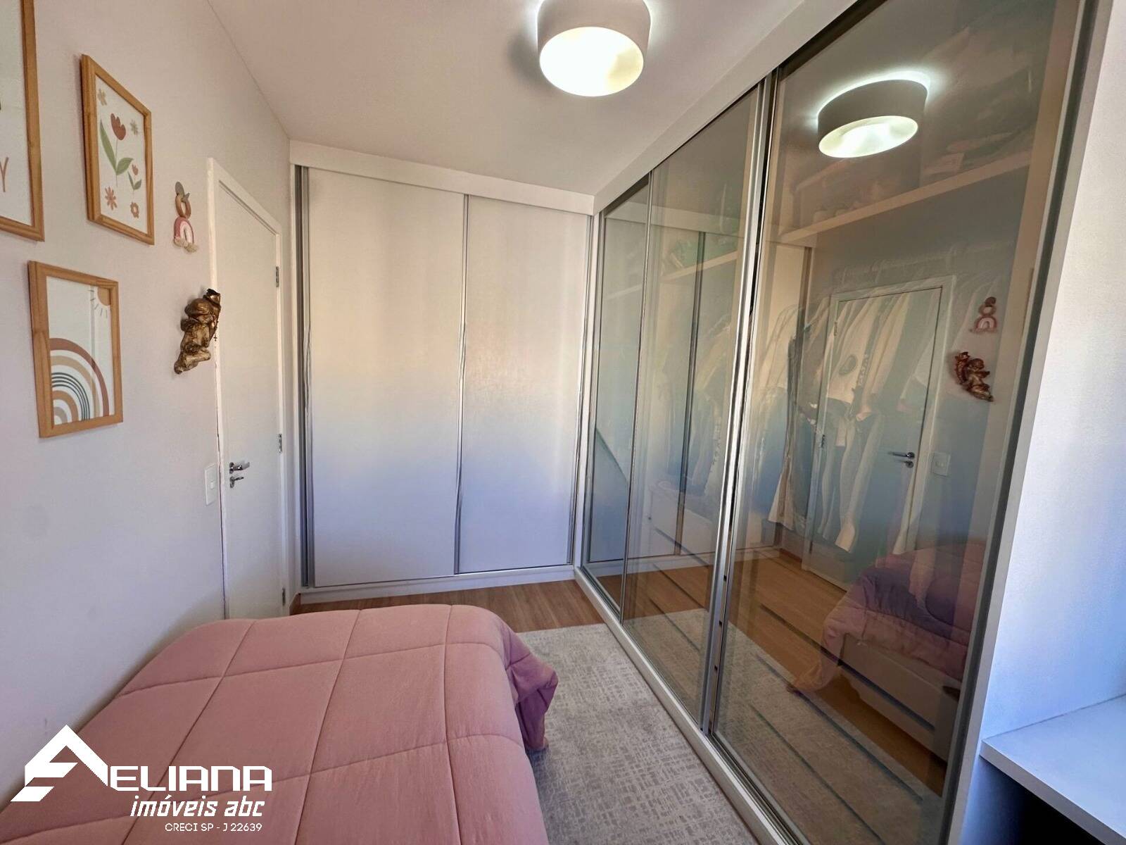 Apartamento à venda com 2 quartos, 66m² - Foto 24