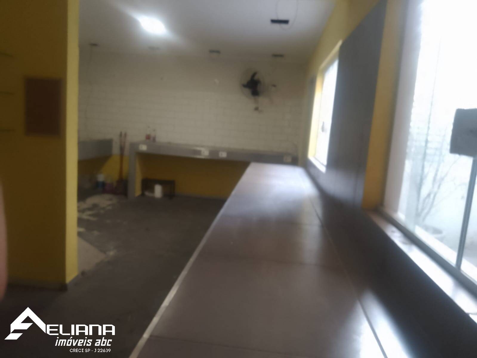 Prédio Inteiro para alugar, 100m² - Foto 1