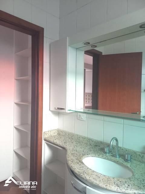 Sobrado à venda com 3 quartos, 221m² - Foto 24