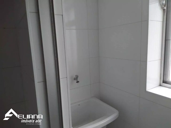 Apartamento à venda com 2 quartos, 65m² - Foto 9