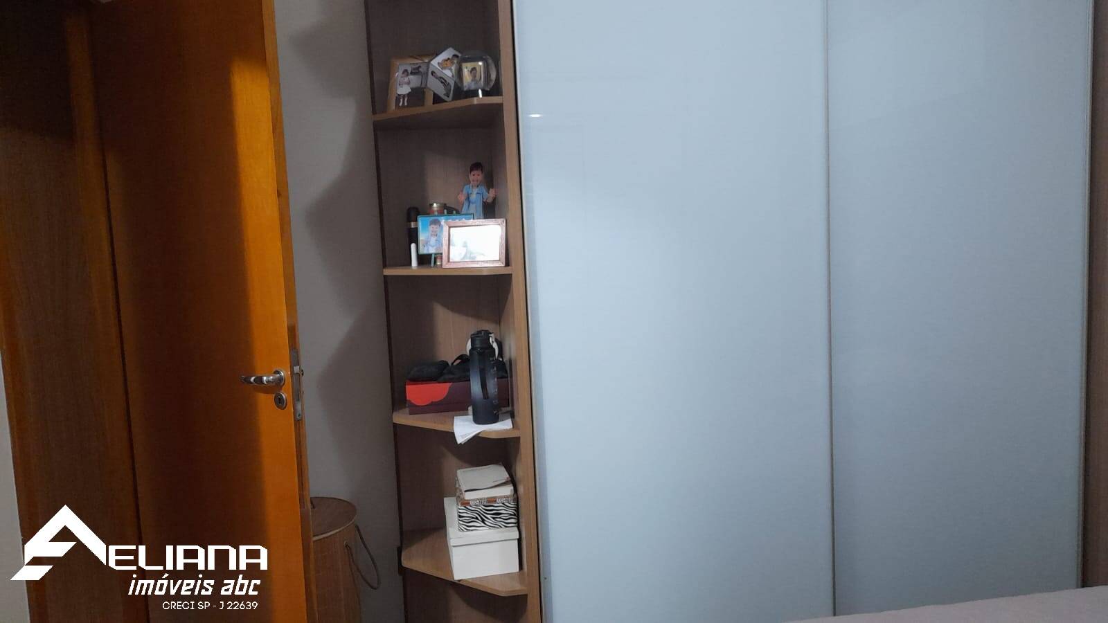 Apartamento à venda com 2 quartos, 74m² - Foto 8