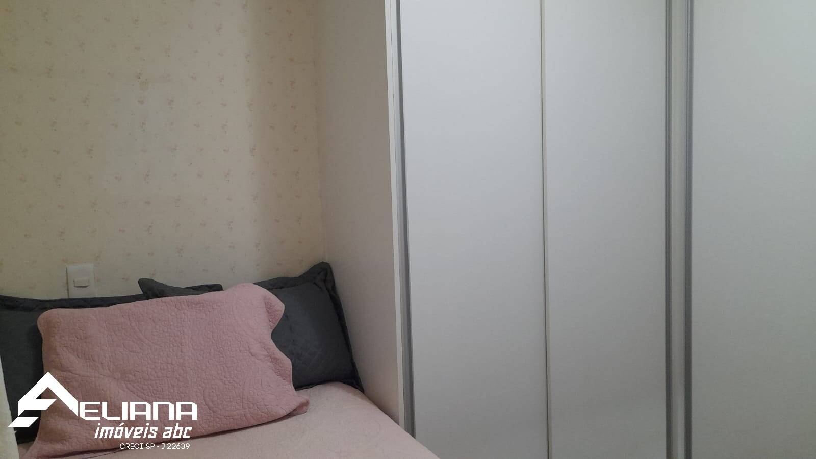 Apartamento à venda com 2 quartos, 74m² - Foto 14