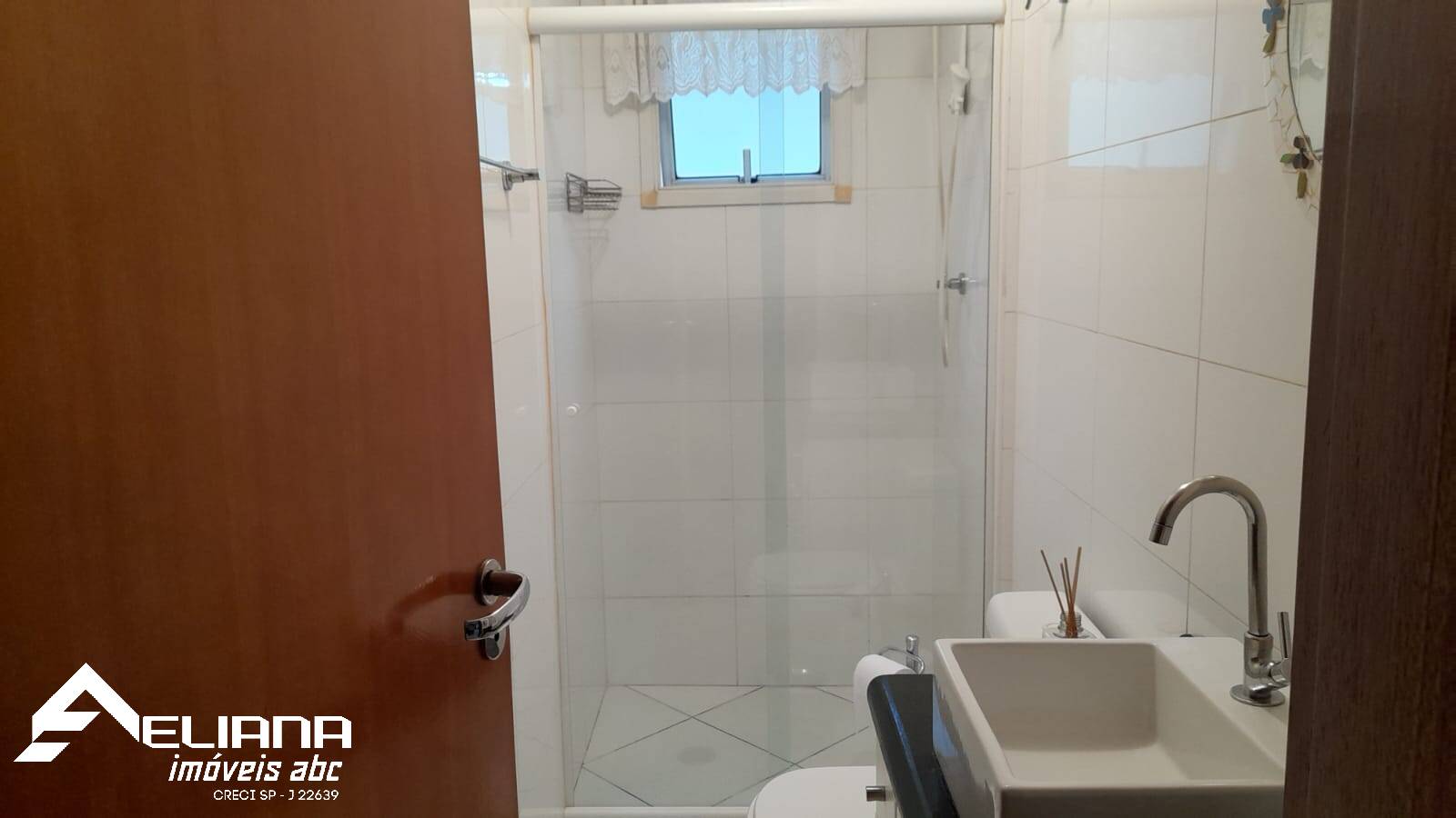 Apartamento à venda com 2 quartos, 74m² - Foto 17