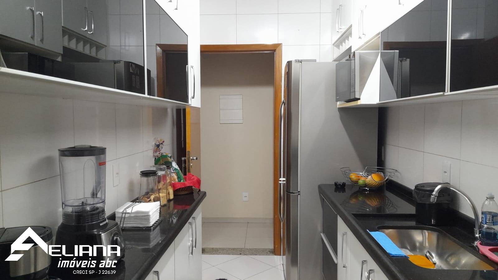 Apartamento à venda com 2 quartos, 74m² - Foto 5