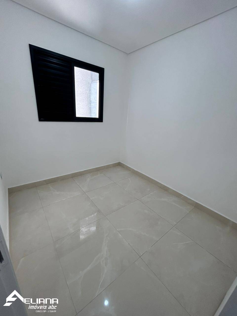 Apartamento à venda com 2 quartos, 43m² - Foto 9