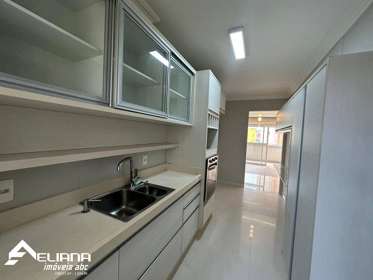 Apartamento à venda com 3 quartos, 110m² - Foto 6