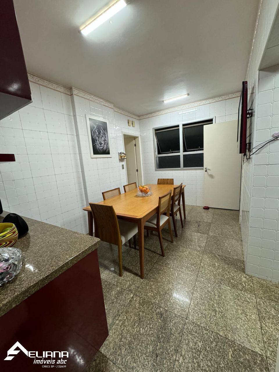 Apartamento à venda com 4 quartos, 180m² - Foto 11