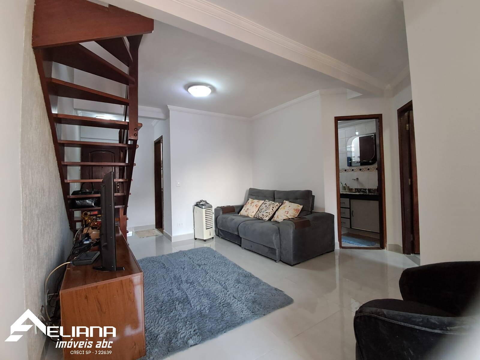 Cobertura à venda com 2 quartos, 100m² - Foto 1