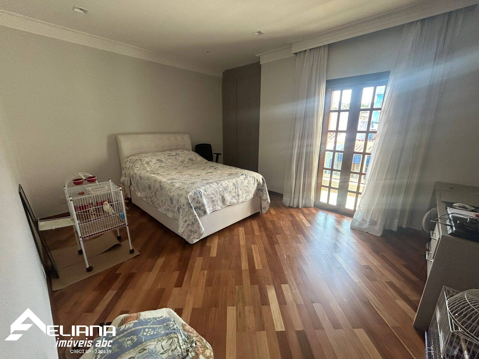 Sobrado à venda com 3 quartos, 200m² - Foto 37