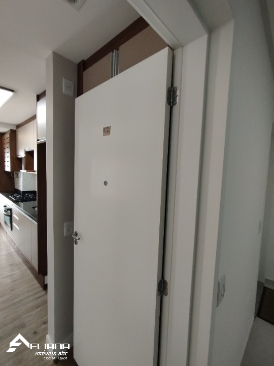 Apartamento à venda com 2 quartos, 63m² - Foto 7