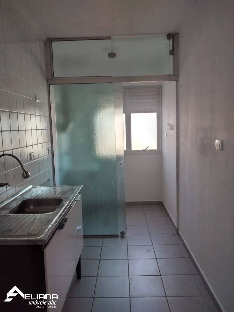 Apartamento para alugar com 3 quartos, 65m² - Foto 8