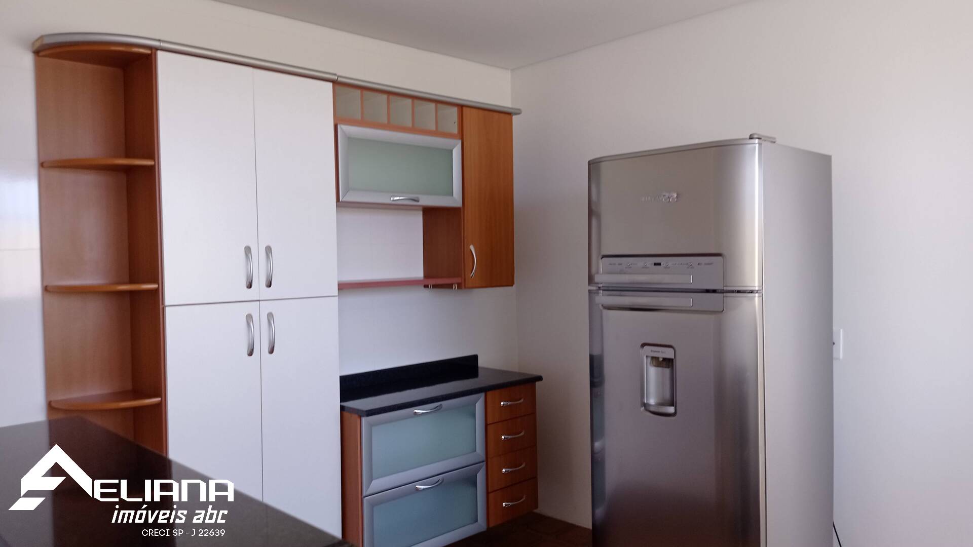 Casa para alugar com 2 quartos, 117m² - Foto 13