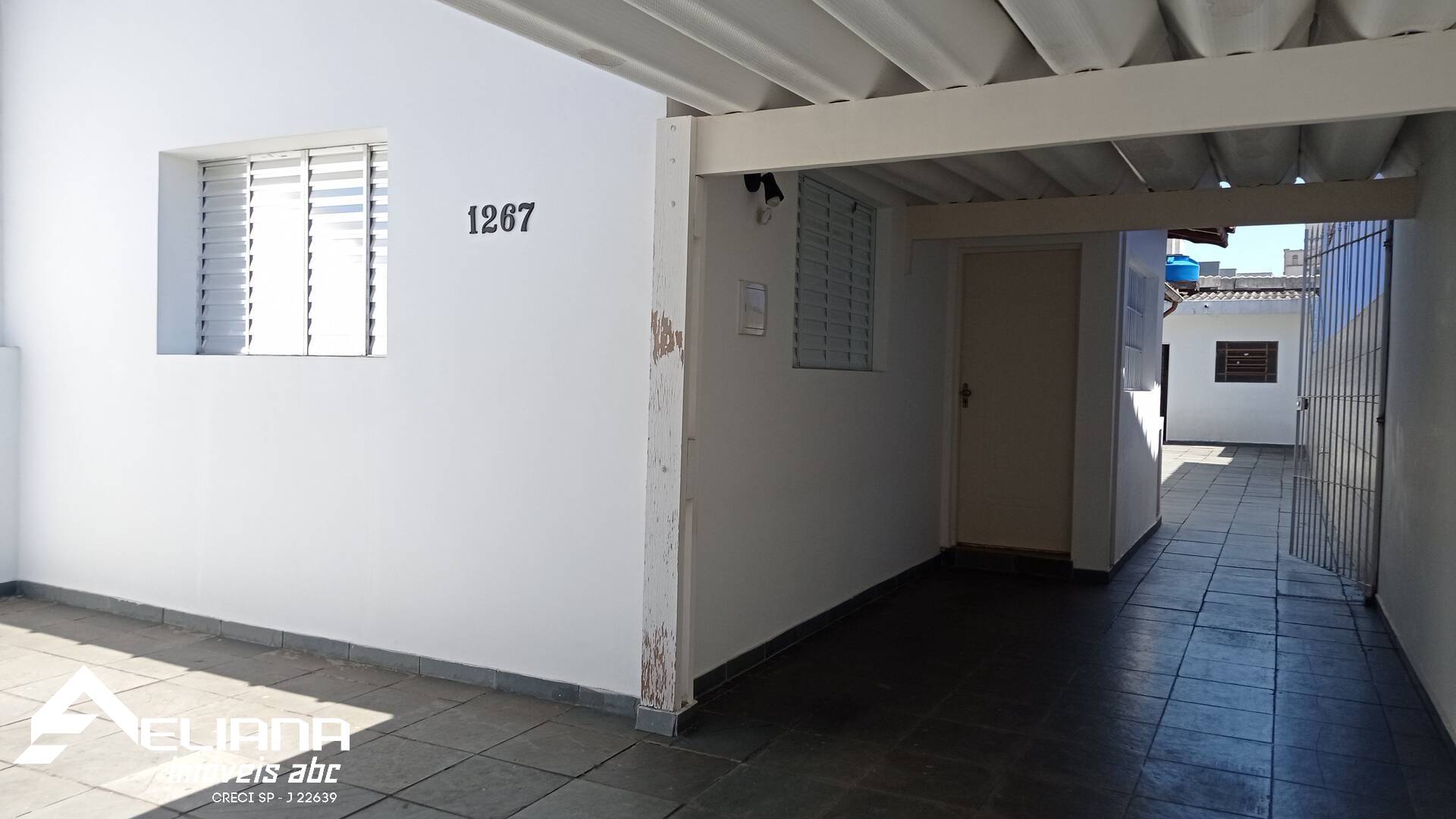 Casa para alugar com 2 quartos, 117m² - Foto 57