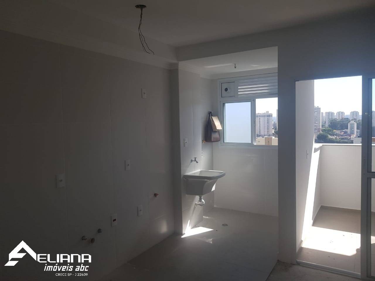 Apartamento à venda com 2 quartos, 58m² - Foto 6